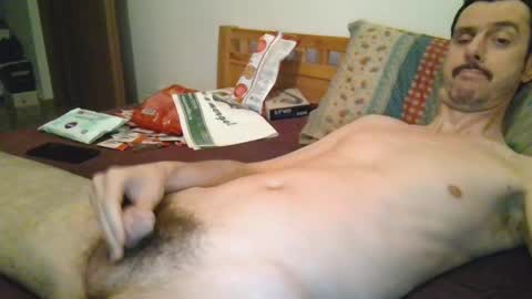 Snapshot of slim38 chatting on February 9, 2025, 5:40 am Alin online show from February 9, 2025, 5:40 am