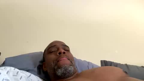 Snapshot of slim975 chatting on October 5, 2025, 7:56 pm slim975 online show from October 5, 2025, 7:56 pm