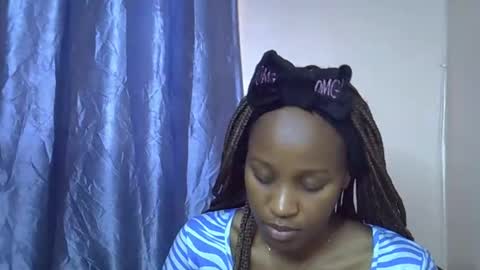 Alicia online show from December 15, 2025, 7:56 am