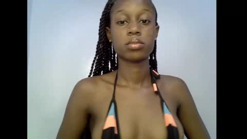 Snapshot of slim_candy12 chatting on June 3, 2026, 7:11 am Lily online show from June 3, 2026, 7:11 am
