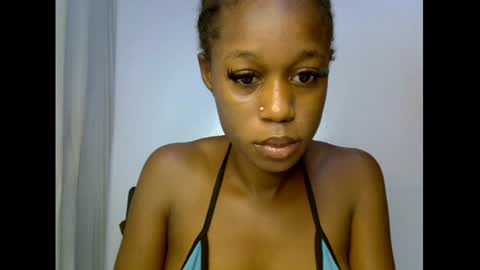 Snapshot of slim_candy12 chatting on July 15, 2026, 7:24 am Lily online show from July 15, 2026, 7:24 am