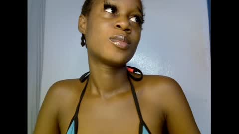 Snapshot of slim_candy12 chatting on July 16, 2026, 7:58 am Lily online show from July 16, 2026, 7:58 am