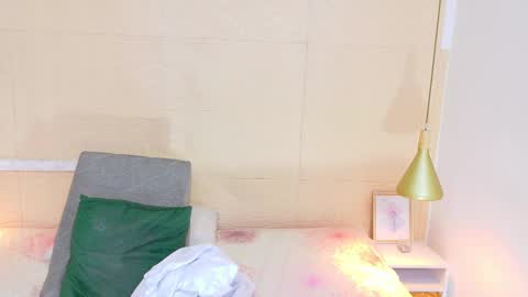 Snapshot of slim_chocobar18 chatting on February 22, 2025, 12:40 pm slim_chocobar18 online show from February 22, 2025, 12:40 pm