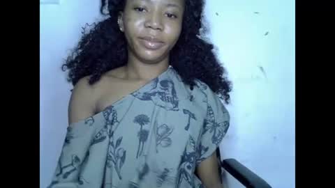 Snapshot of slim_ebonypet chatting on August 1, 2026, 8:35 am Crystal online show from August 1, 2026, 8:35 am