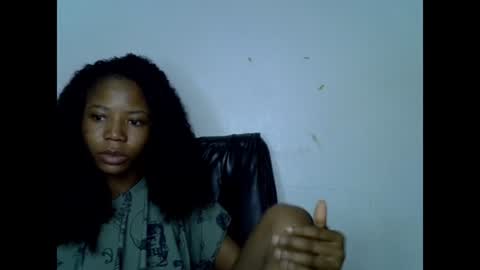 Snapshot of slim_ebonypet chatting on August 2, 2026, 9:19 am Crystal online show from August 2, 2026, 9:19 am