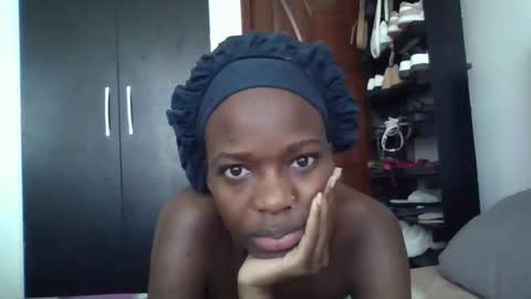 Snapshot of slim_l2 chatting on March 10, 2026, 12:43 pm slim_l2 online show from March 10, 2026, 12:43 pm