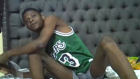 slim long01 online show from May 29, 2026, 8:34 am