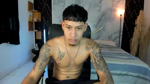 slim_master12 online show from May 1, 2026, 8:46 pm