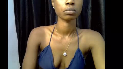 Snapshot of slim_petitqueen chatting on November 2, 2025, 9:44 am Alice online show from November 2, 2025, 9:44 am