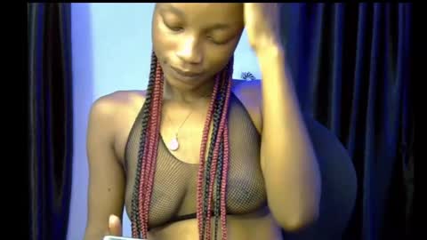 Snapshot of slim_petitqueen chatting on November 16, 2025, 6:46 pm Alice online show from November 16, 2025, 6:46 pm