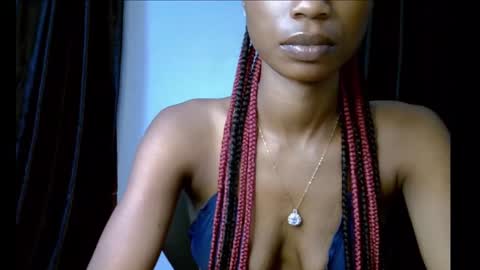 Snapshot of slim_petitqueen chatting on November 22, 2025, 8:08 pm Alice online show from November 22, 2025, 8:08 pm