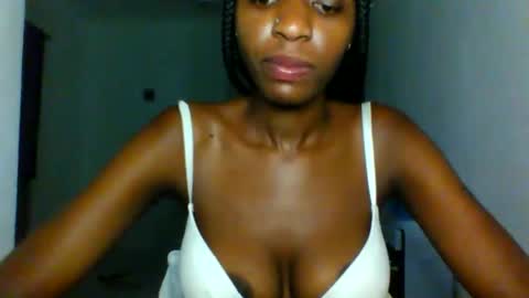 slimandthick1 online show from April 2, 2026, 7:55 pm