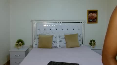 Snapshot of slimebonie chatting on September 20, 2025, 6:53 pm purity online show from September 20, 2025, 6:53 pm