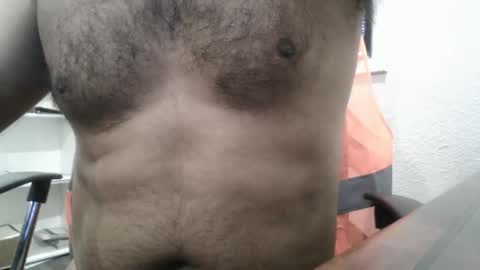 Snapshot of slimjimorange9 chatting on November 30, 2025, 12:25 am slimjimorange9 online show from November 30, 2025, 12:25 am