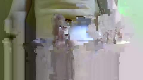Snapshot of slimnthick69 chatting on May 20, 2026, 9:10 pm slimnthick69 online show from May 20, 2026, 9:10 pm