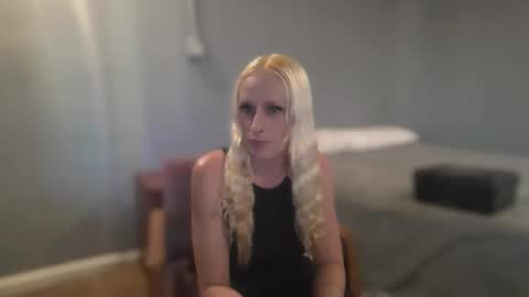 slip_inslide online show from December 4, 2025, 10:18 pm