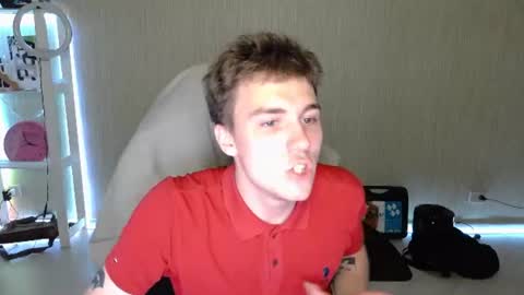 Snapshot of slippery_baby chatting on July 12, 2026, 9:06 pm Mila online show from July 12, 2026, 9:06 pm
