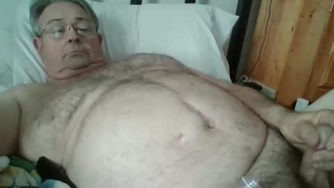 Snapshot of slippery_duck chatting on April 29, 2026, 6:03 pm slippery_duck online show from April 29, 2026, 6:03 pm