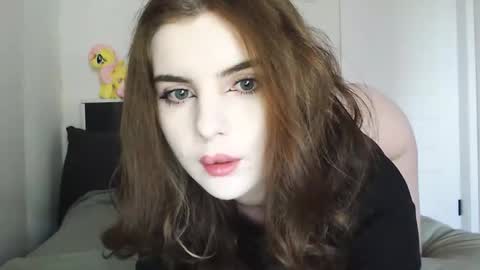 Snapshot of sloomonata chatting on October 6, 2025, 4:10 am sloomonata online show from October 6, 2025, 4:10 am