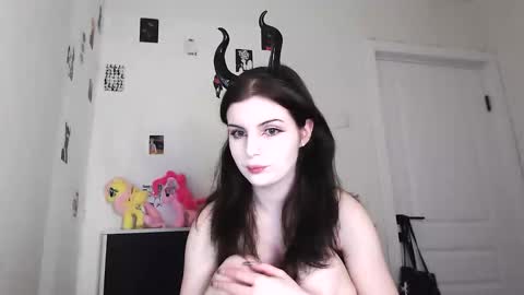 Snapshot of sloomonata chatting on February 12, 2026, 1:55 am sloomonata online show from February 12, 2026, 1:55 am