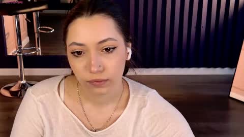 Emilia online show from April 28, 2026, 12:32 pm