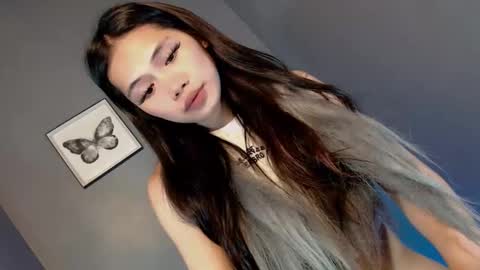 slut4attention online show from April 29, 2026, 7:01 am