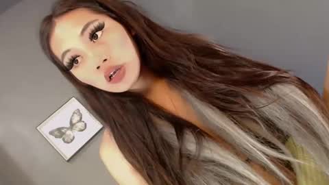 slut4attention online show from May 3, 2026, 9:37 am