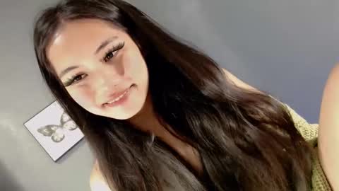 slut4attention online show from May 9, 2026, 5:45 am