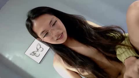 slut4attention online show from May 30, 2026, 8:44 am
