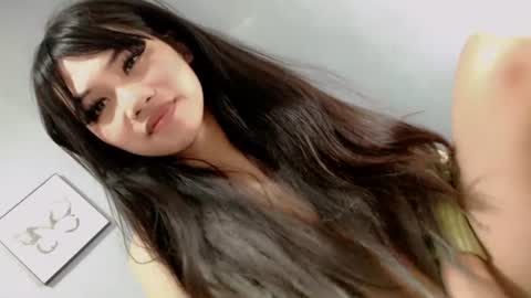 slut4attention online show from June 19, 2026, 6:07 am