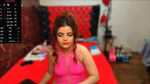 Snapshot of slutty_milf_bitch chatting on November 25, 2025, 12:43 am Ana online show from November 25, 2025, 12:43 am