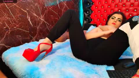 Snapshot of slutty_milf_bitch chatting on February 20, 2026, 6:26 am Ana online show from February 20, 2026, 6:26 am