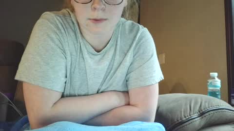 Slutty redhead3 online show from June 25, 2026, 12:32 am