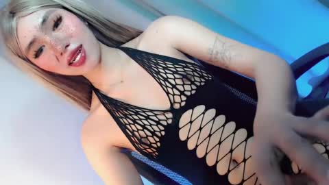 slutty_rose69 online show from August 1, 2026, 11:53 am