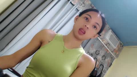 Snapshot of sluttychie chatting on April 16, 2026, 9:39 pm CHIE CHIE online show from April 16, 2026, 9:39 pm