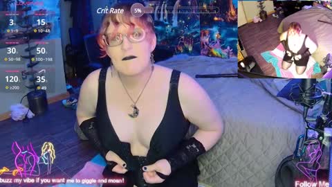 Snapshot of sluttyfrea chatting on January 28, 2025, 9:41 am Faye online show from January 28, 2025, 9:41 am