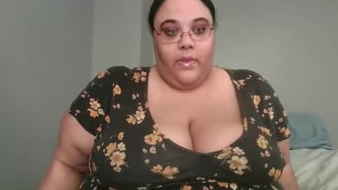Snapshot of sluttyjess31 chatting on May 5, 2026, 2:14 pm Jessica online show from May 5, 2026, 2:14 pm