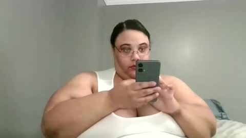 Snapshot of sluttyjess31 chatting on May 22, 2026, 2:12 pm Jessica online show from May 22, 2026, 2:12 pm