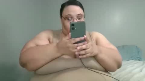 Snapshot of sluttyjess31 chatting on May 23, 2026, 2:10 pm Jessica online show from May 23, 2026, 2:10 pm