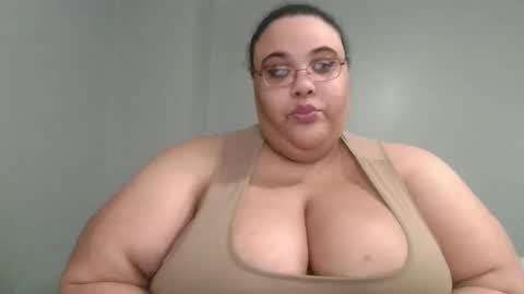Snapshot of sluttyjess31 chatting on May 27, 2026, 2:03 pm Jessica online show from May 27, 2026, 2:03 pm