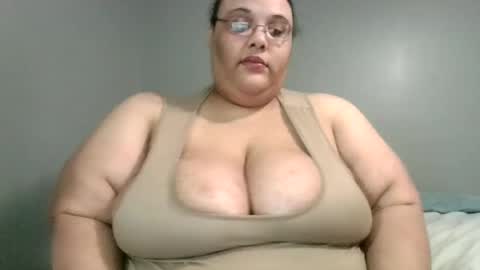 Snapshot of sluttyjess31 chatting on June 23, 2026, 11:25 pm Jessica online show from June 23, 2026, 11:25 pm