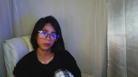 sluttypatotie online show from September 30, 2025, 3:28 pm