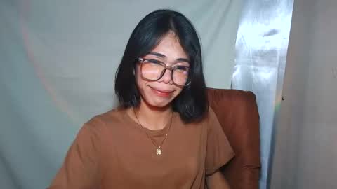 sluttypatotie online show from October 22, 2025, 4:51 pm