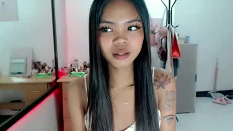 Dont forget to follow me give me thumbs upIm  a New  kataluna online show from April 4, 2026, 8:39 pm