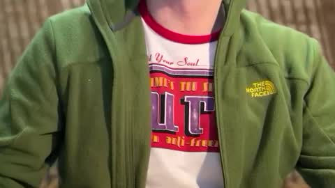 Snapshot of slvbcn75 chatting on December 15, 2024, 7:31 pm slvbcn75 online show from December 15, 2024, 7:31 pm