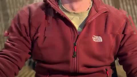 Snapshot of slvbcn75 chatting on January 19, 2025, 5:39 pm slvbcn75 online show from January 19, 2025, 5:39 pm