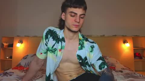 Gus online show from May 7, 2026, 2:22 pm