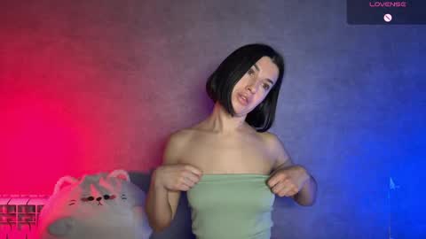 Melani online show from April 29, 2026, 7:42 pm