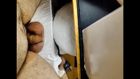 Snapshot of small_1986 chatting on January 28, 2025, 11:39 pm transmisin gratuita bajo demanda free broadcast on demand online show from January 28, 2025, 11:39 pm