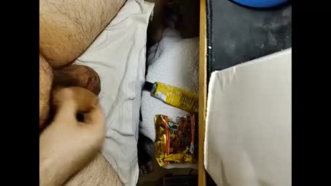 Snapshot of small_1986 chatting on February 20, 2025, 9:11 am transmisin gratuita bajo demanda free broadcast on demand online show from February 20, 2025, 9:11 am